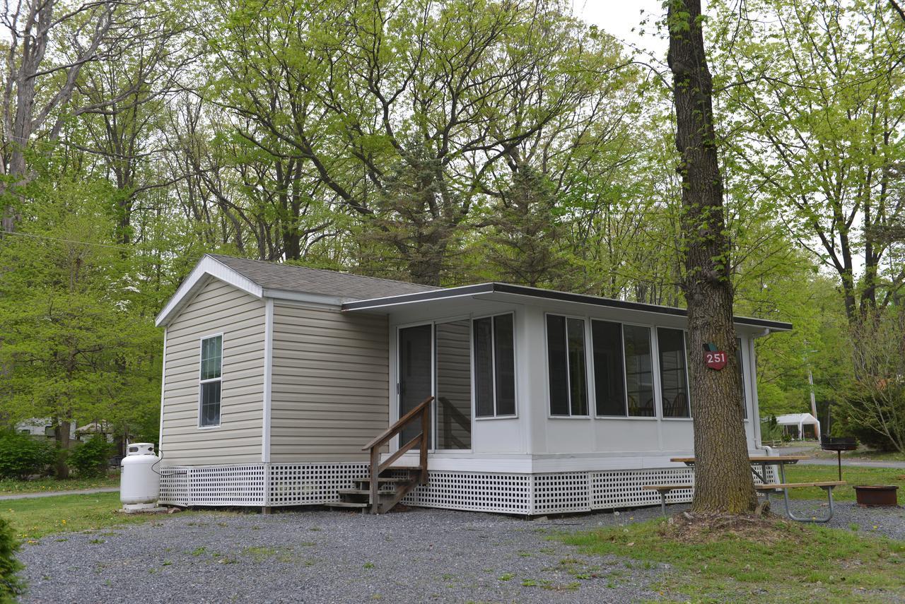Appalachian Camping Resort Park Model 2 Shartlesville Екстериор снимка